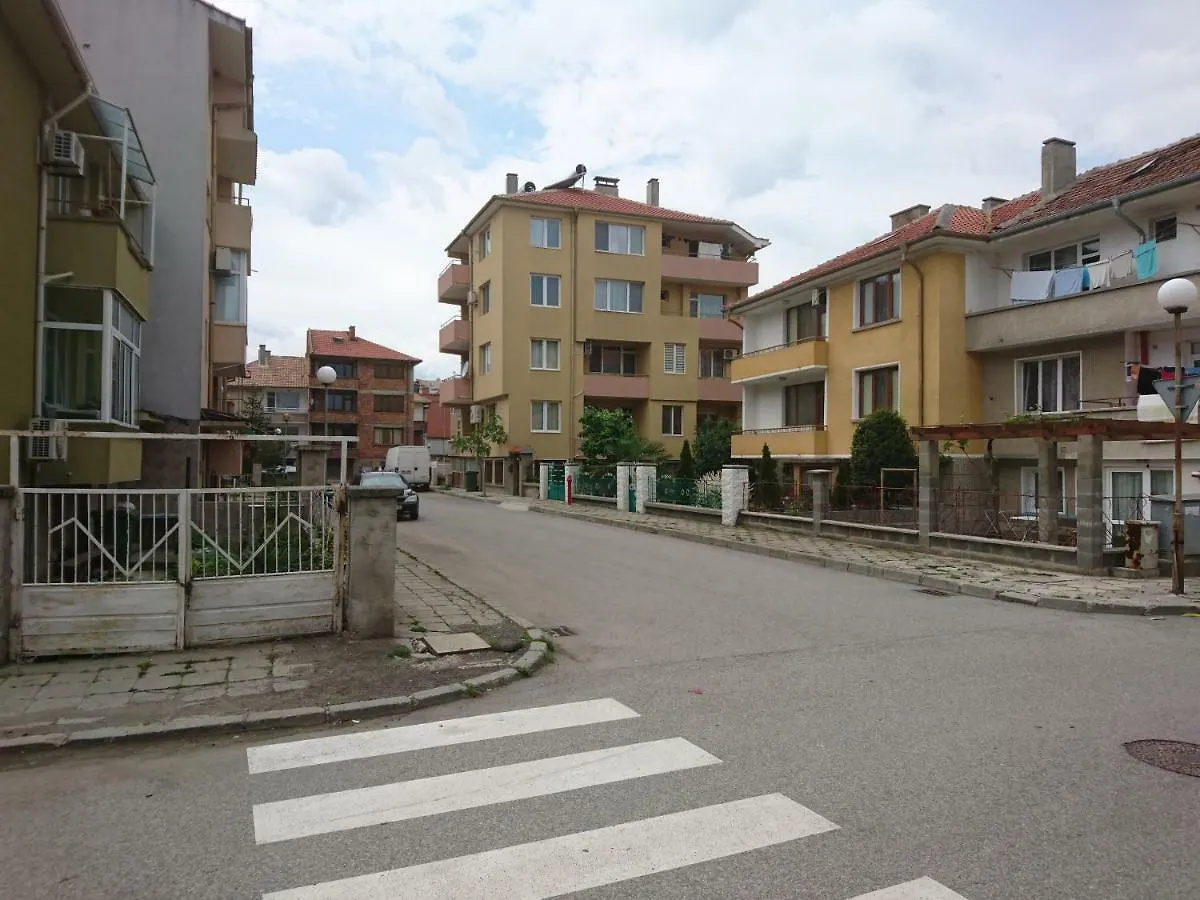 House Ogledalovi Hotel Pomorie 0*,